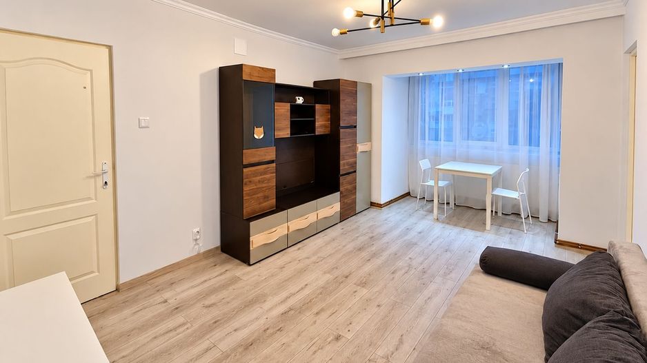 Spitalul Județean | 2 Camere | Centrală Proprie | Etaj Intermediar - Poză 3