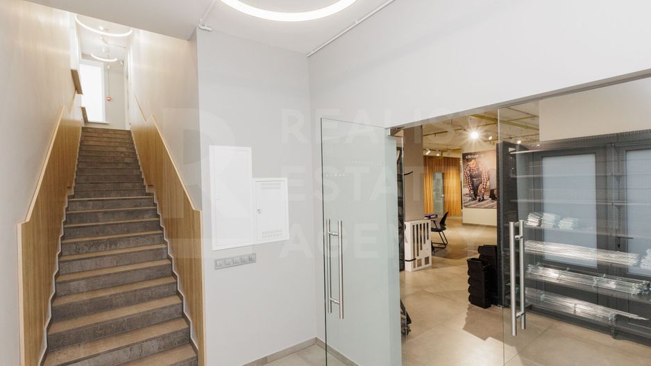 Vânzare, spațiu comercial, amplasat în Ungheni, pe str. Mihai Eminescu - Poză 23