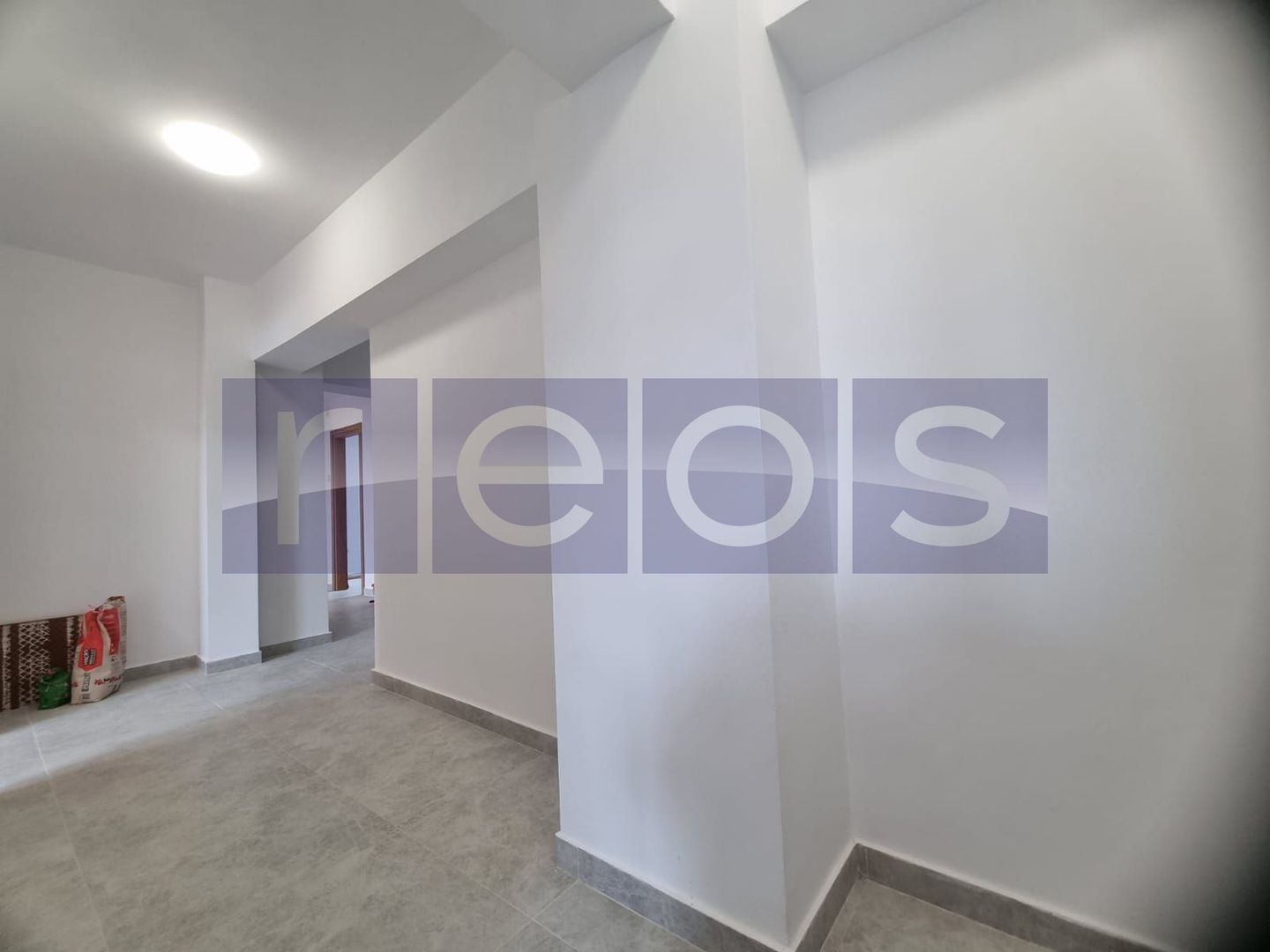 VANZARE 4 CAMERE DECOMANDAT -UNIRII - VEDERE FANTANI - 104mp - Poză 8