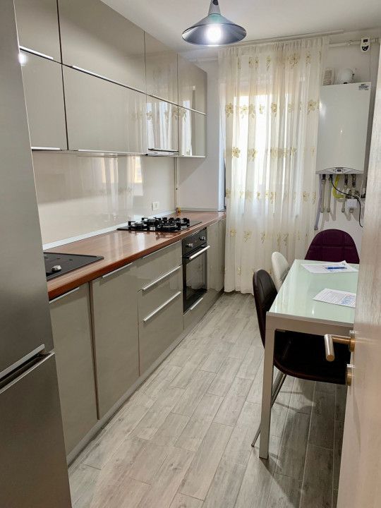 Inchriere Apartament 3 Camere zona Ultracentrala Bloc Nou - Poză 5