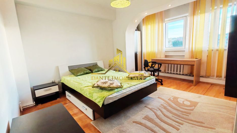 3 camere, decomandat, modern, balcon, zona Centrala, Pta Cipariu - Poză 1