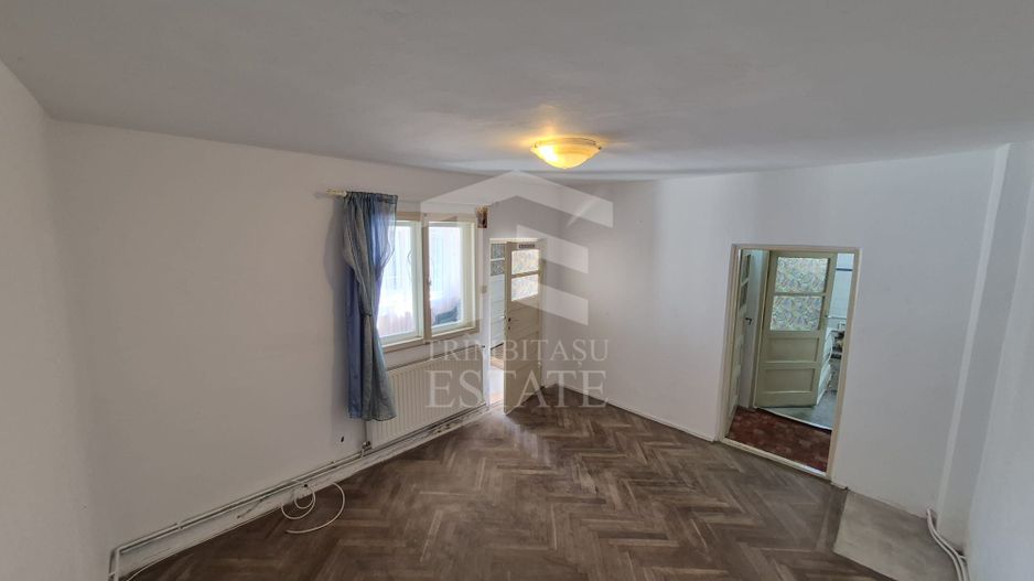 casa veche ce asteapta amenajarea ta, Ploiesti, central - Poză 7