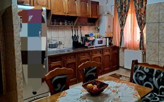 Vand apartament cu 3 camere in micro 16 Satu mare - Poză 4