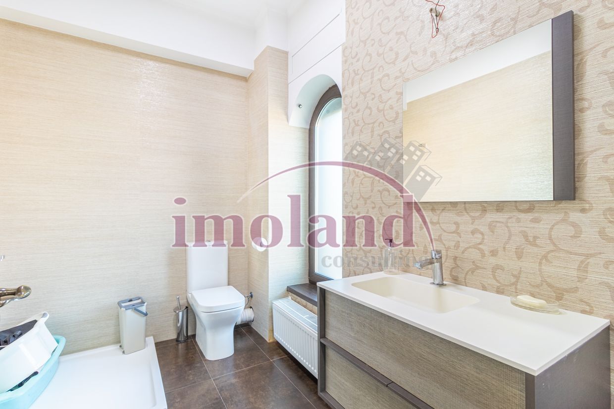 Vila cu piscina si garaj - 6 dormitoare - Pantelimon - Poză 23