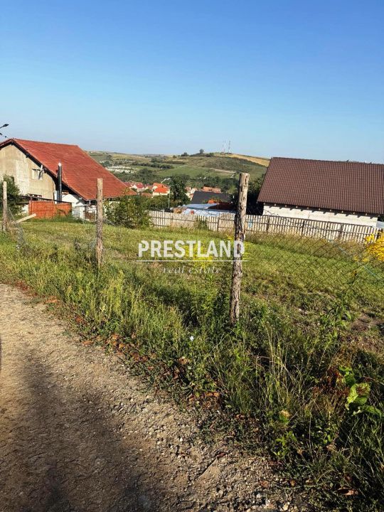 Teren intarvilan constructie casa, pretabil investție !!! - Poză 3