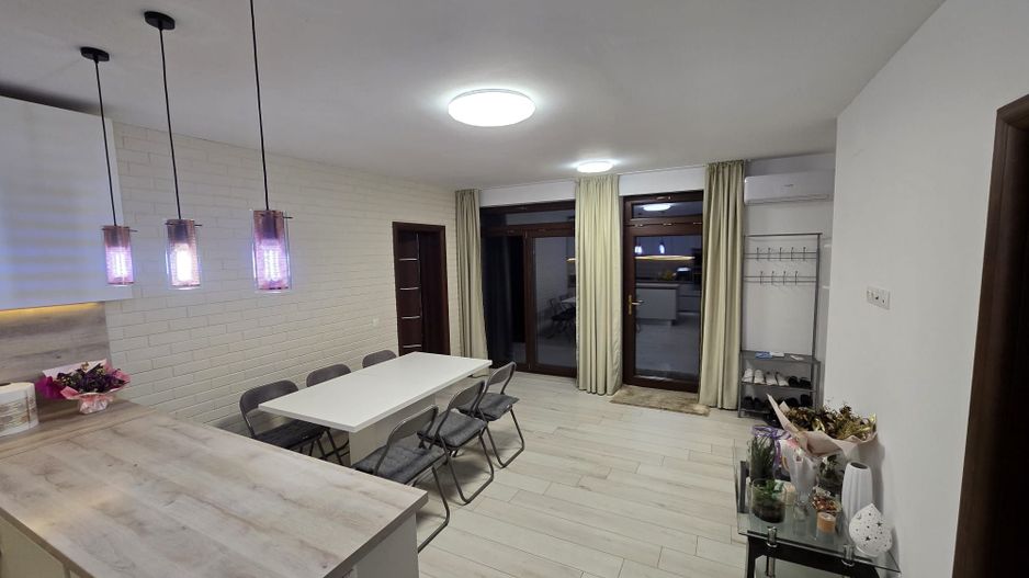 Casa Constructie Noua Les + Teren 4900 MP - Poză 1