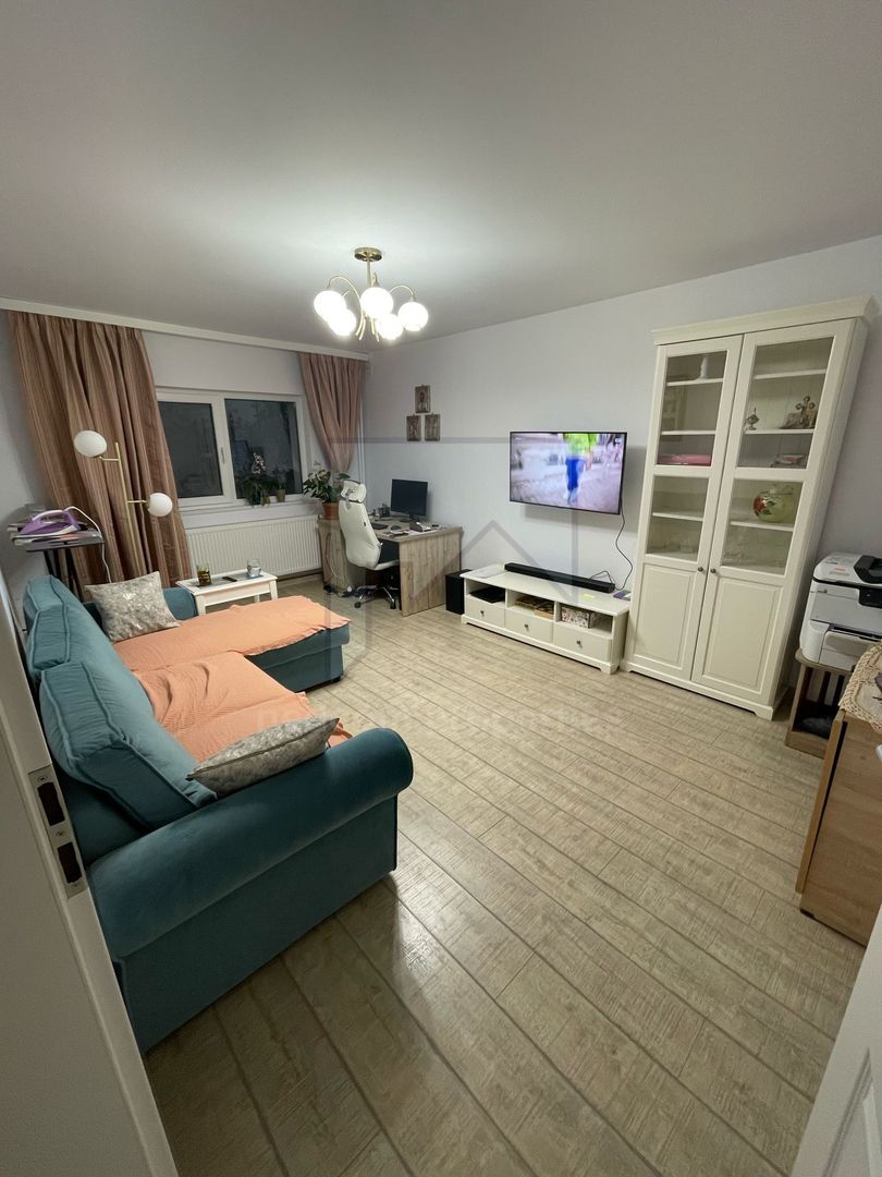 Vanzare apartament 3 camere - Salaj - Poză 1