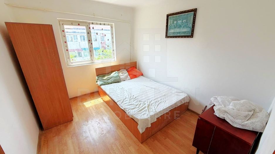 Apartament 4 camere decomandat - Spitalul Judetean - 80mp -1983 - Poză 3