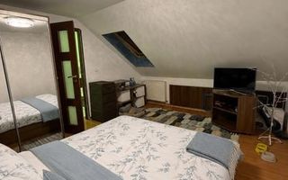 Se vinde apartament ( mansarda), 3 camere  74mp - Poză 2