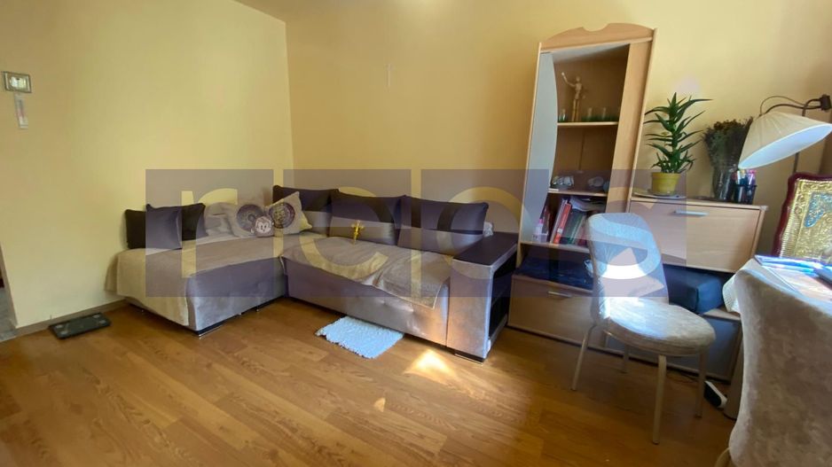 Apartament 4 camere | Teiul Doamnei - Poză 1