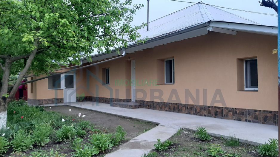 Casă complet renovată și utilată în Prisacani – 70 mp utili, teren 980 mp - Poză 1