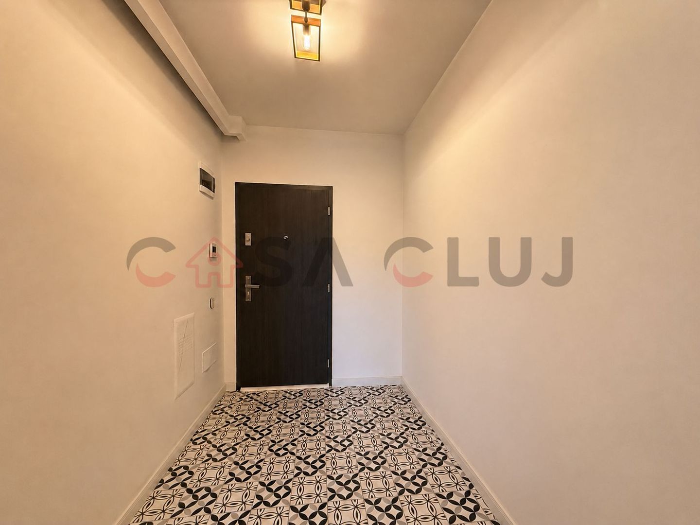 Apartament cu 3 camere, terasa 70mp, vedere panoramica - Poză 12