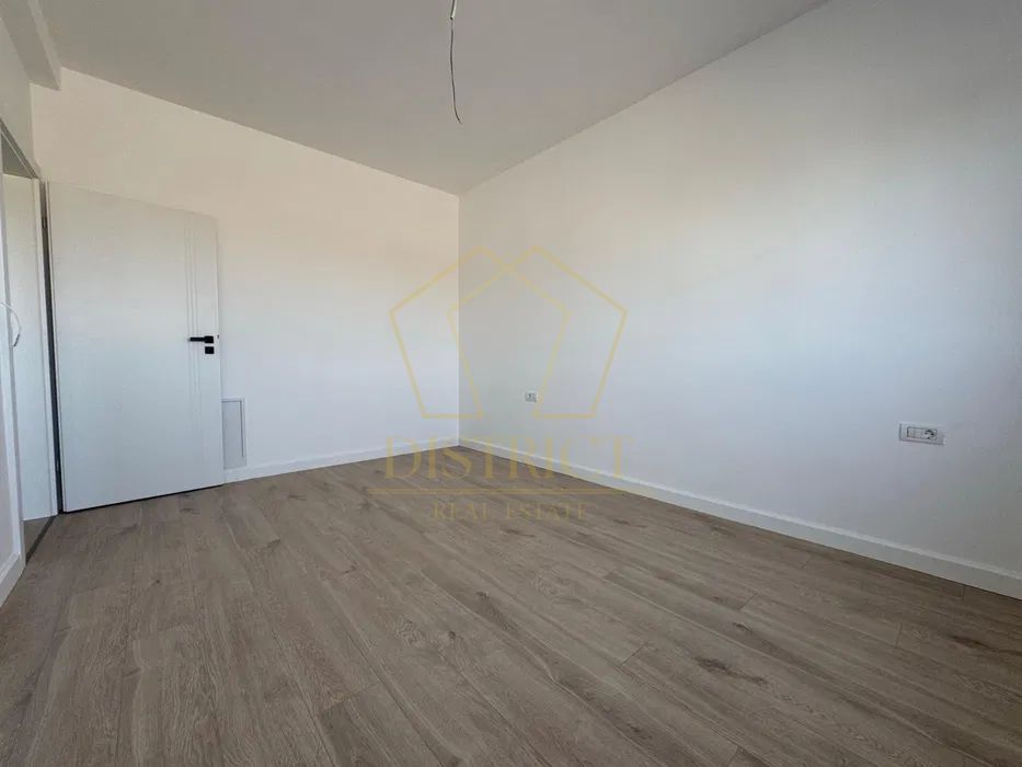 Duplex spatios cu 5 camere | Mosnita Noua - Poză 3