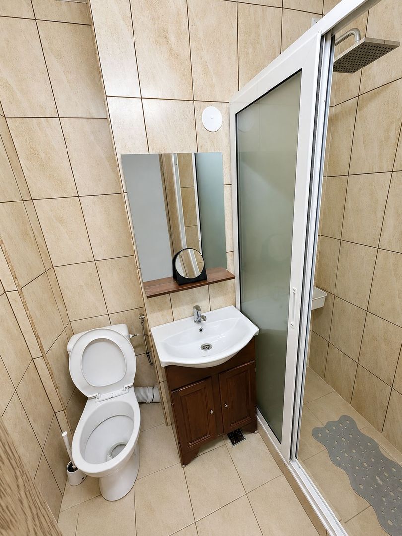 Închiriere apartament cu 3 camere, renovat în 2026  disponibil imediat - Poză 4