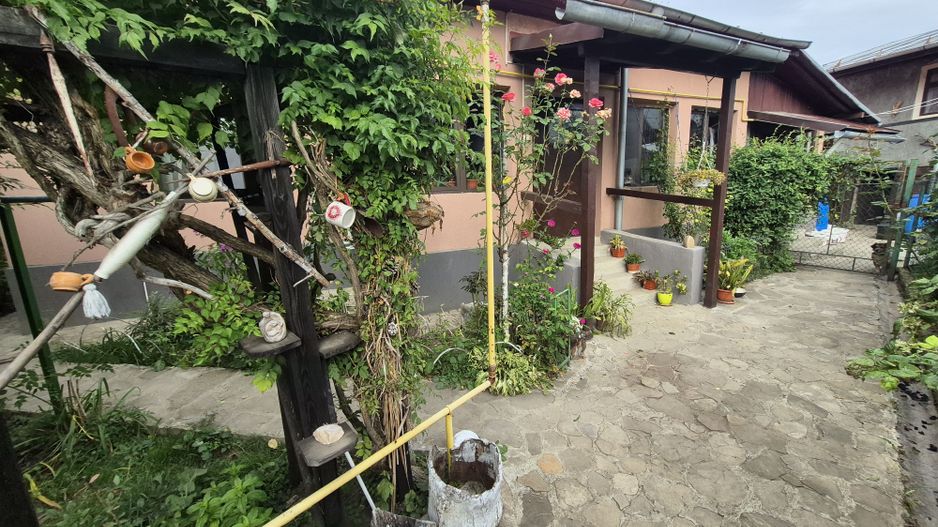 Vila 4 camere + teren 818 mp central Provita de Sus (lângă școală) - Poză 42