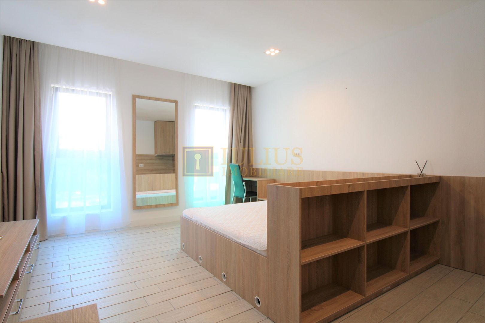 Încălzire în pardoseală, baia are fereastra. Loc parcare privat - Poză 5