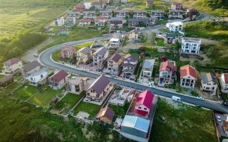 Apartament spatios si versatil ideal pentru o familie - Poză 1