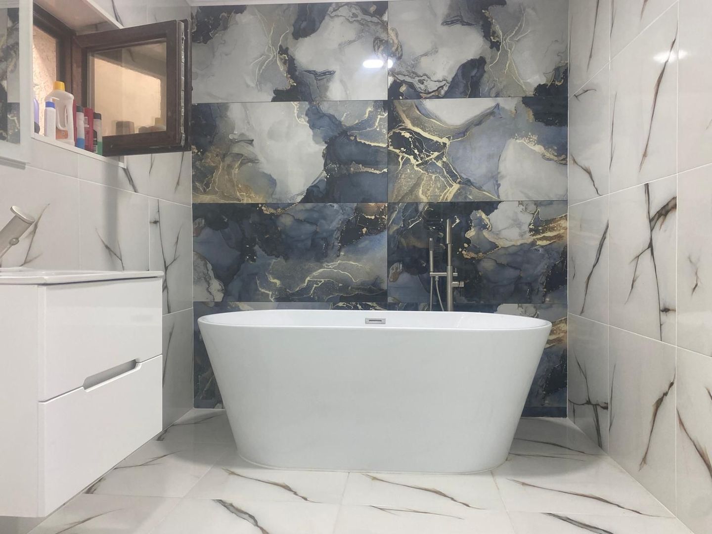 Gata de locuit! Vanzare casa cu 6 camere in Targoviste - Poză 15