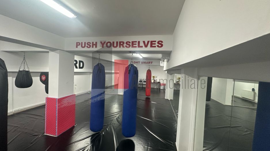 Oportunitate de Închiriere în Zona Titan – Spațiu Comercial pt Afacerea ta! - Poză 1