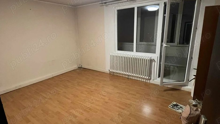 Vanzare Apartament 4 camere | Rahova - Poză 2
