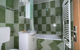 Apartament 3 camere | Zona Sagului - Poză 12