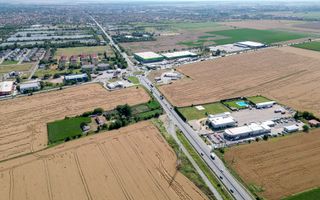 Teren 7653mp cu PUZ aprobat DN Arad Oradea - Poză 6