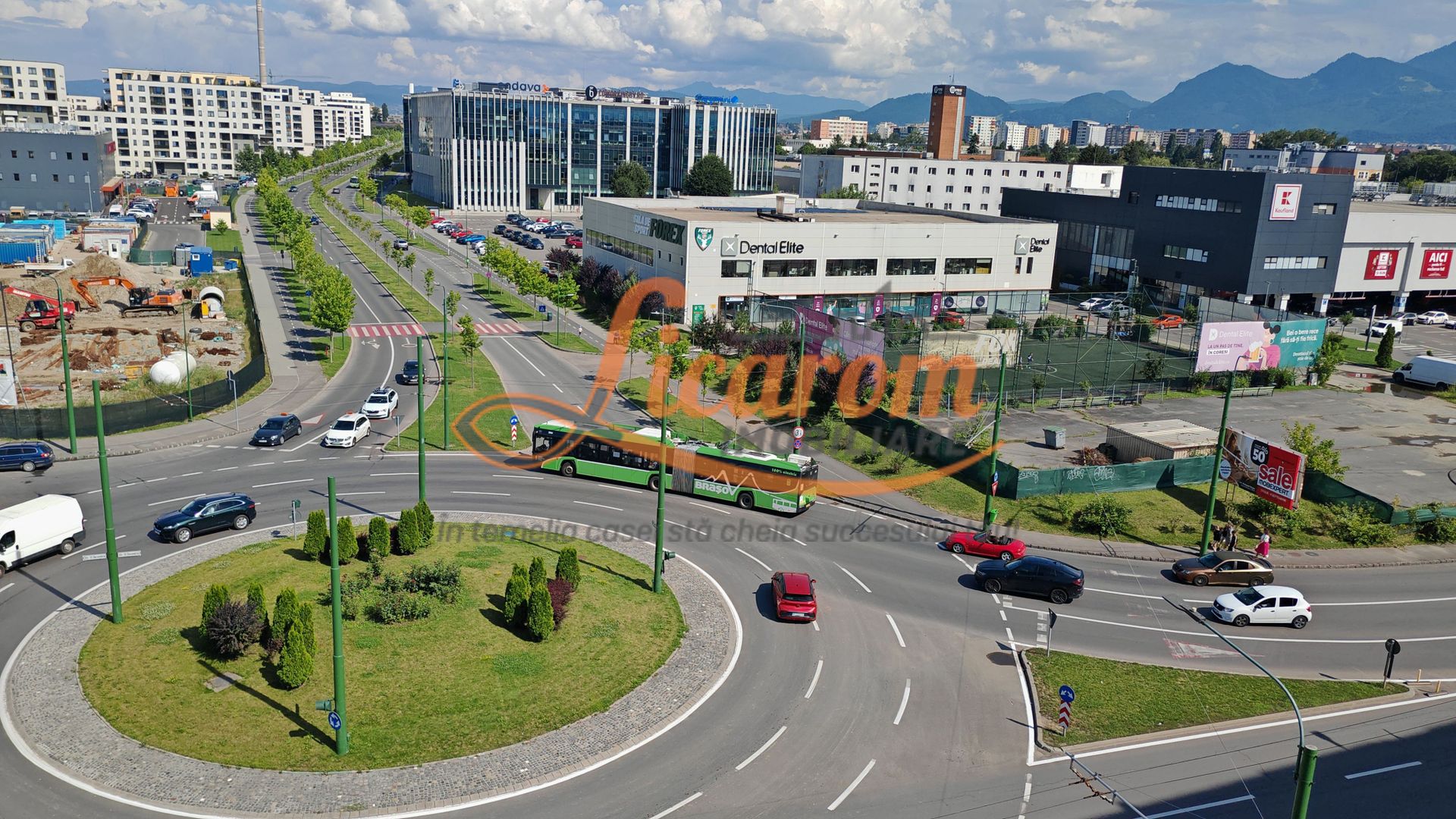Garsoniera Tractorul Coresi,etaj intermediar,mobilata,utilata. - Poză 3
