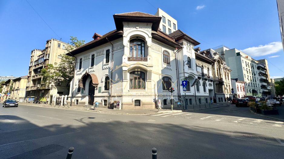 Spatiu de birouri *3 camere* / Cladire Istorica stil Brancovenesc / Universitate - Poză 36