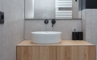 De închiriat apartament, 3 dormitoare + terasă, str. Teatrală 3, Centru. - Poză 8
