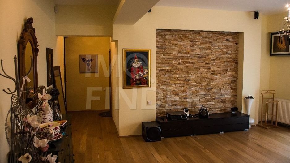 2 camere 81mp cu Parcare Subterana NTT DATA  zona Centrala - Poză 3