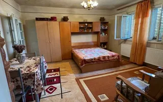 De vânzare Vilă D+P+2E, Gradiste Arad, garage si curte proprie - Poză 15