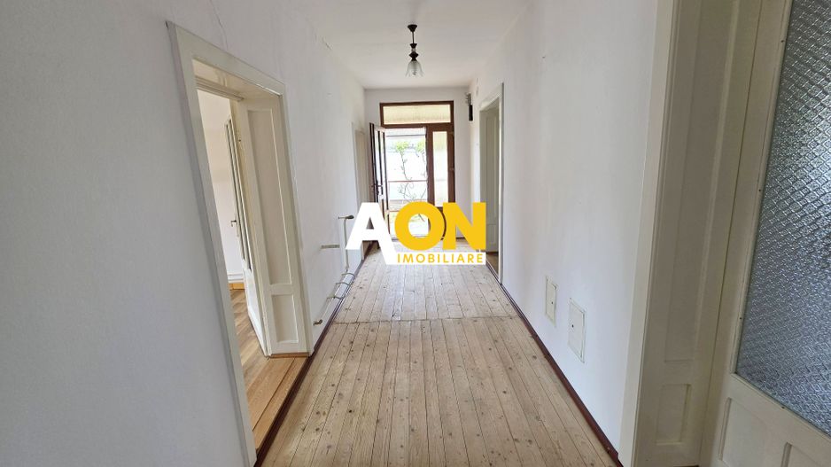 Casa 4 camere, 2 garaje, 652 mp teren, zona exclusivista, Cetate - Poză 13