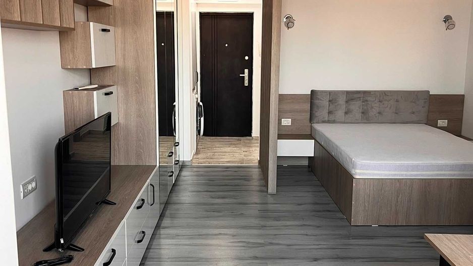 Garsonieră 30 mp, renovată, mobilată, 3 lifturi, metrou 2 minute - Poză 2