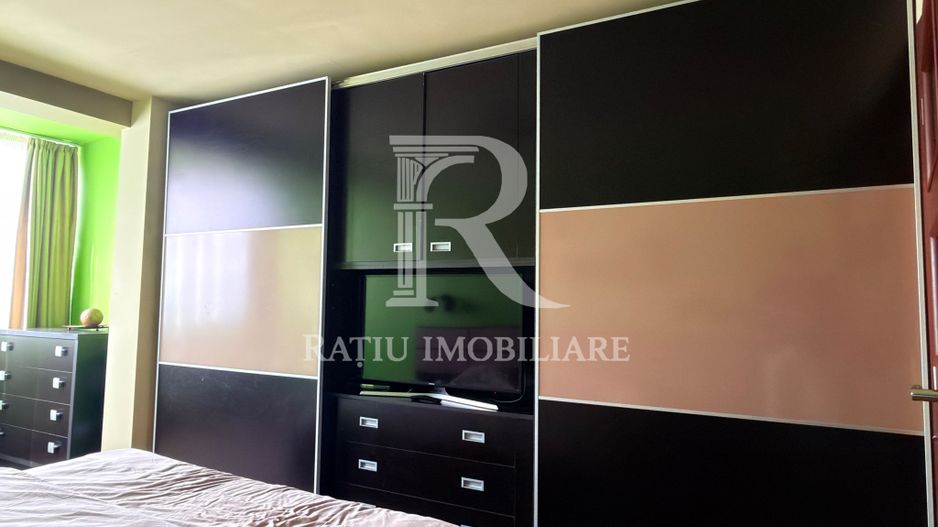 Apartament 3 camere | 2 dormitoare | Centrul Civic | Oradea - Poză 12