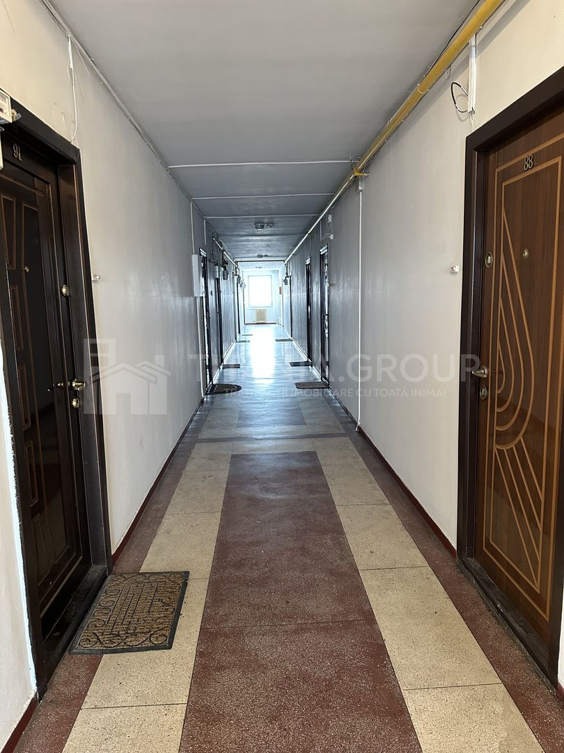 Garsonieră de vânzare în Bd. Victoriei cu vedere spre Tampa - Poză 11