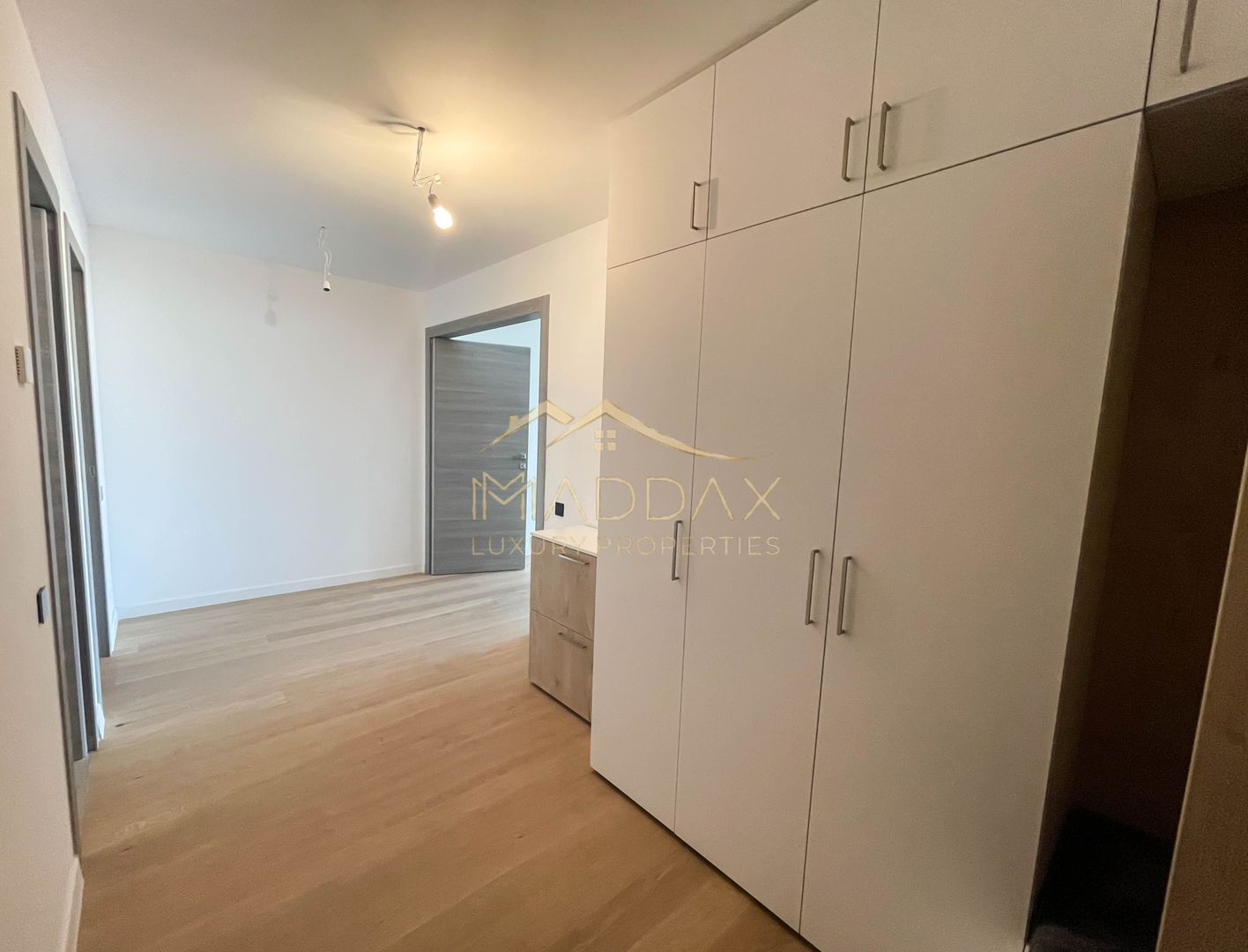 3 Rooms 182 sqm / high ceiling ***LUX***First Rent***/ Floreasca - Poză 33