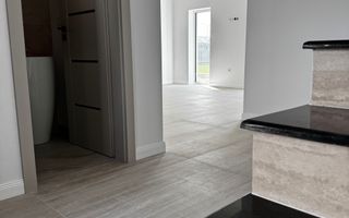 Casa tip duplex  de vanzare in Sebes - Poză 2