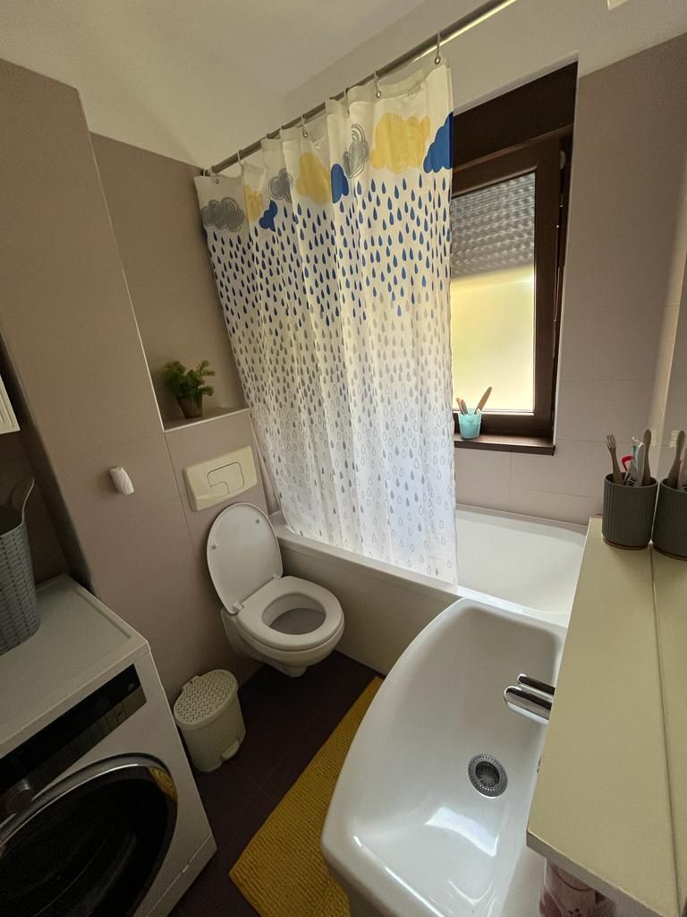 Apart bloc nou etaj 1, Complex -Judetean +loc parcare - Poză 11