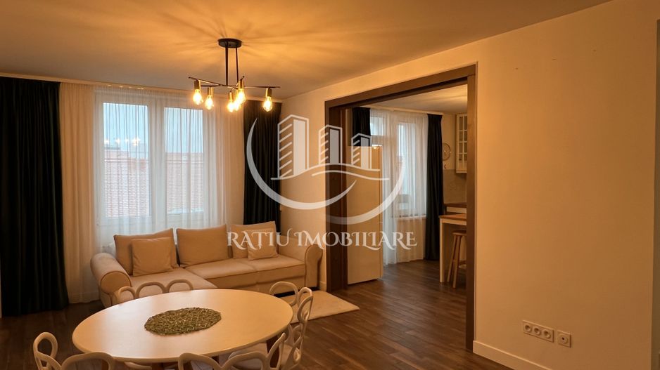 Apartament cu 4 camere | Ultracentral | Oradea - Poză 9