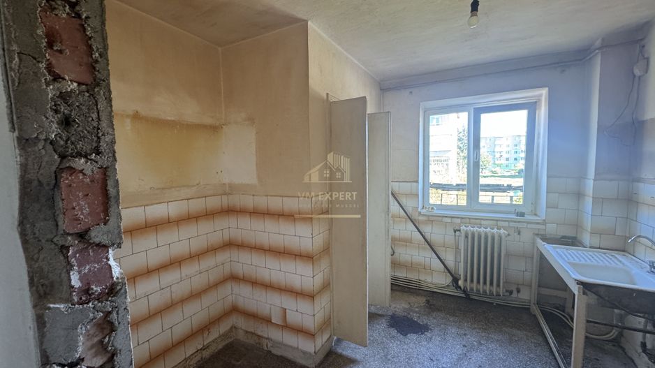APARTAMENT 3 CAMERE ETAJ 3 CAMPULUNG - Poză 10