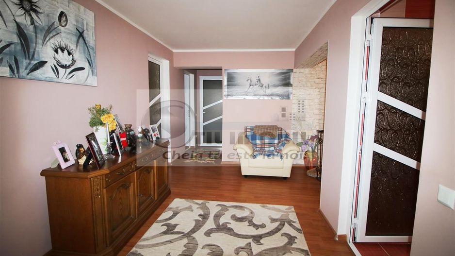 VILA INDIVIDUALA P+1+M 7200 160000 EURO NEGOCIABIL - Poză 8
