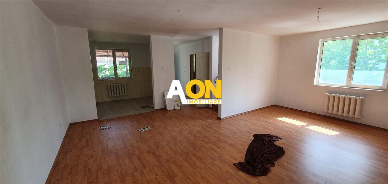 1/2 Duplex, 4 camere, garaj, 175 mp teren, Cetate - Poză 3