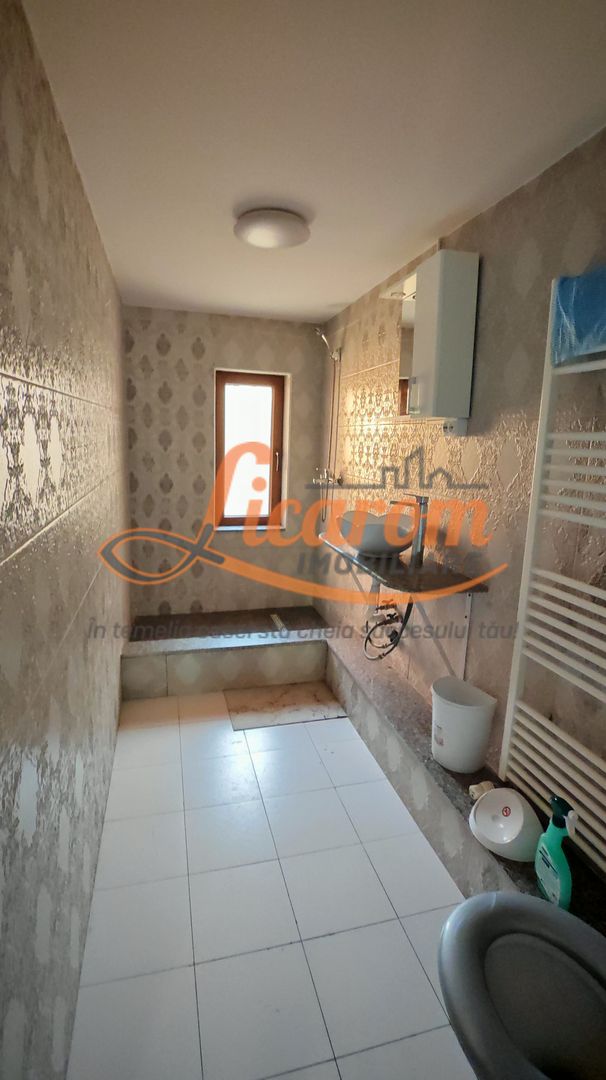 Vila 10 camere,pretabil compartimentare in 2 unitati separate,ASTRA. - Poză 13