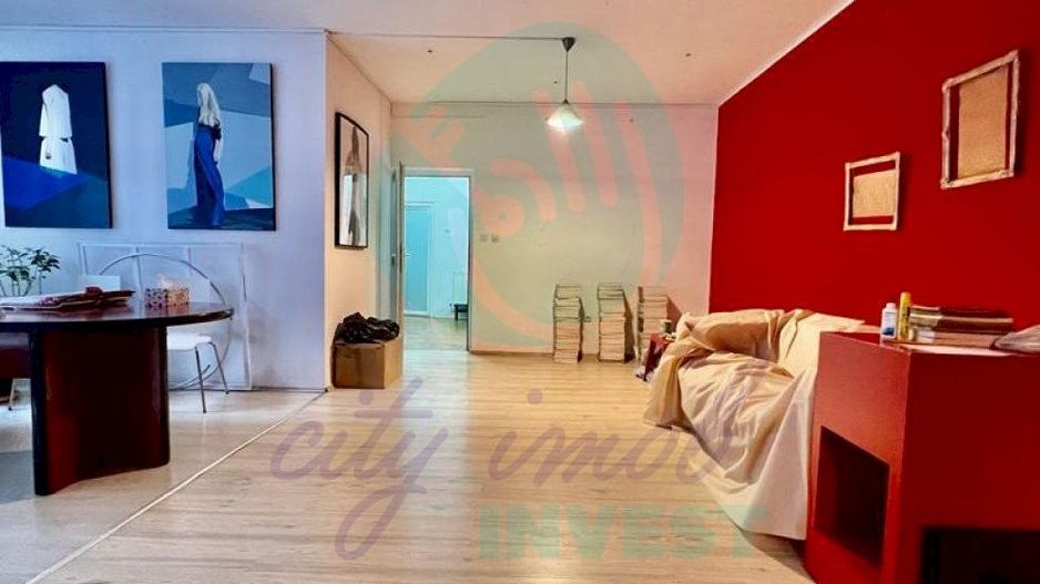 IMOBIL RENOVAT CU CURTE PROPRIE- ROND COSBUC - Poză 12