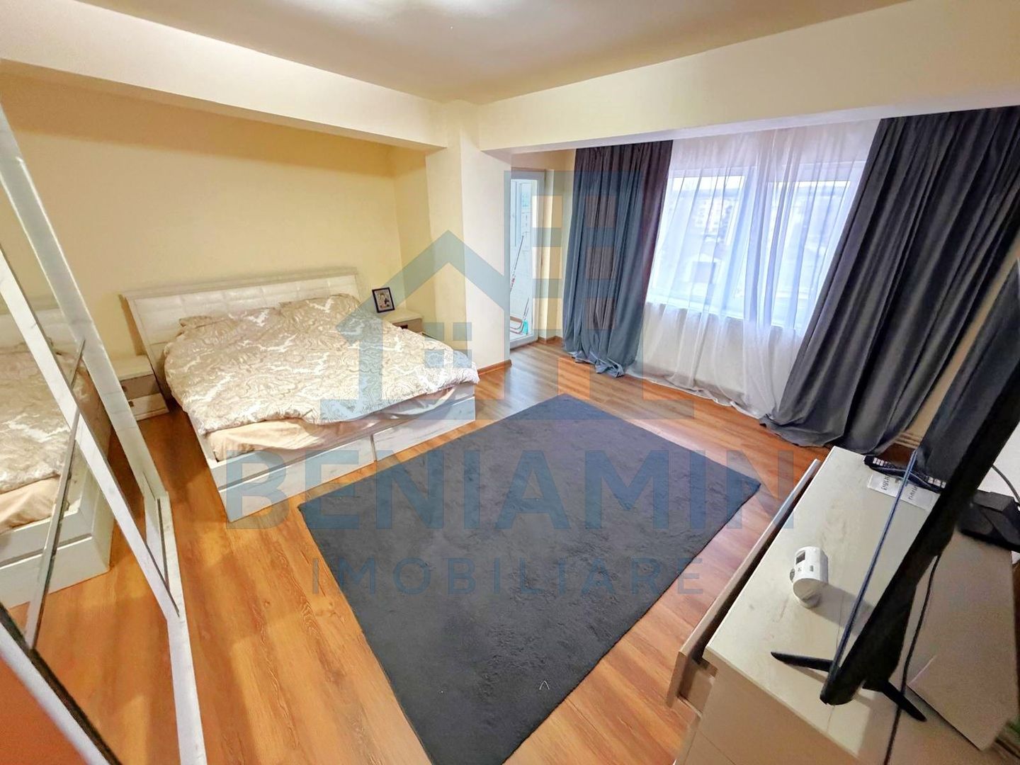 Doua decomandate-Bloc nou-Centrala-Mobilat-Utilat-Pet friendly-Liber - Poză 1