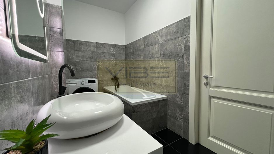Apartament 2 camere mobilat/intabulat  Galata -  1km Belvedere - Poză 19