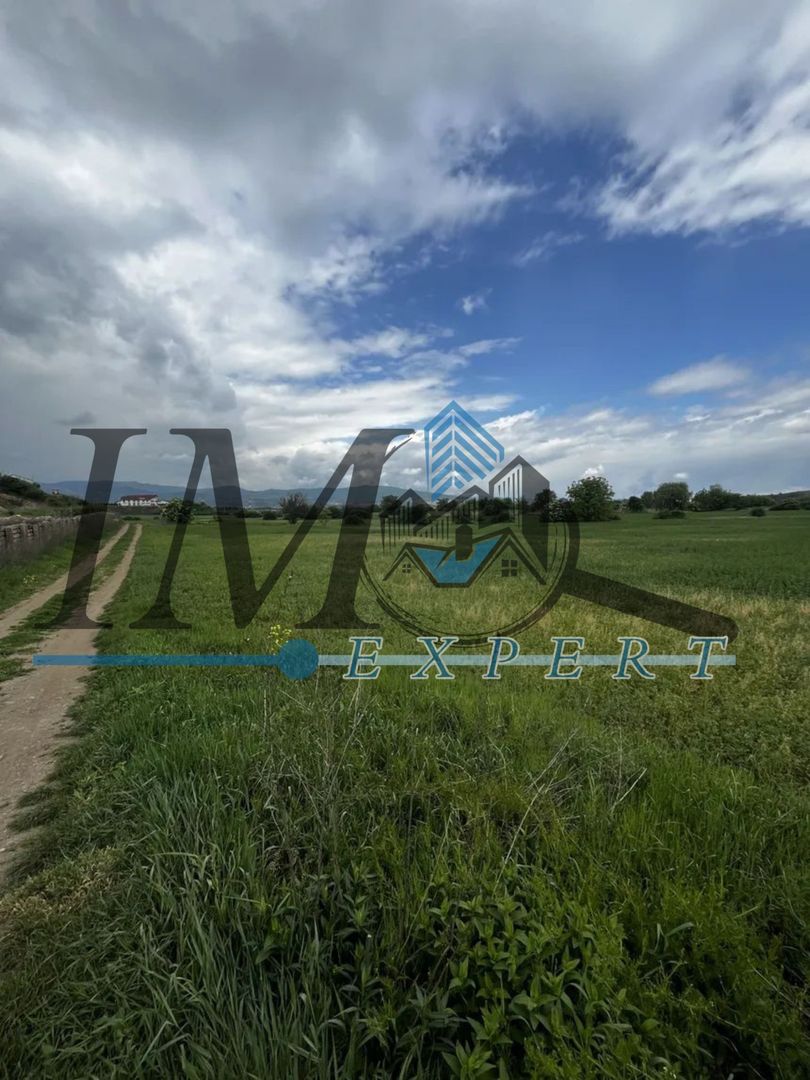 Teren extravilan de vânzare in Lancram - Poză 2