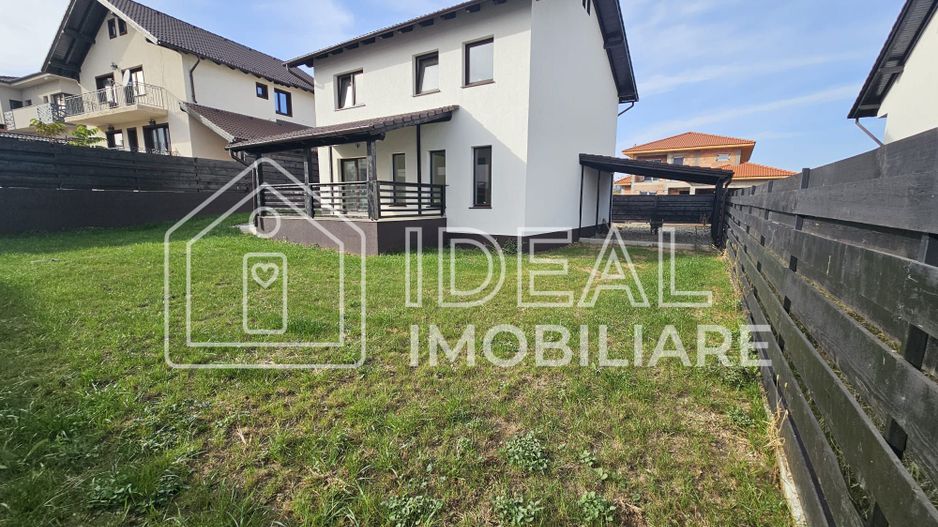 Casa Individuala cu 4 camere si garaj, in zona Lidl Selimbar - Poză 2