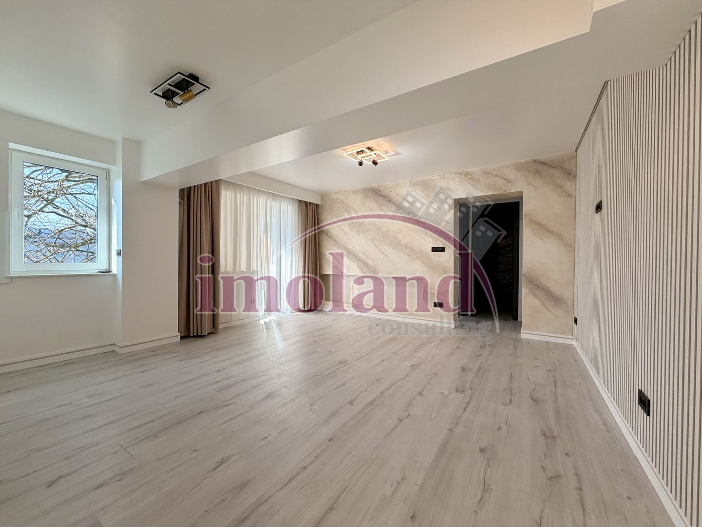 Vanzare apartament la cheie 3 cam, 50 mp, renovat complet | Aeroport Băneasa - Poză 1