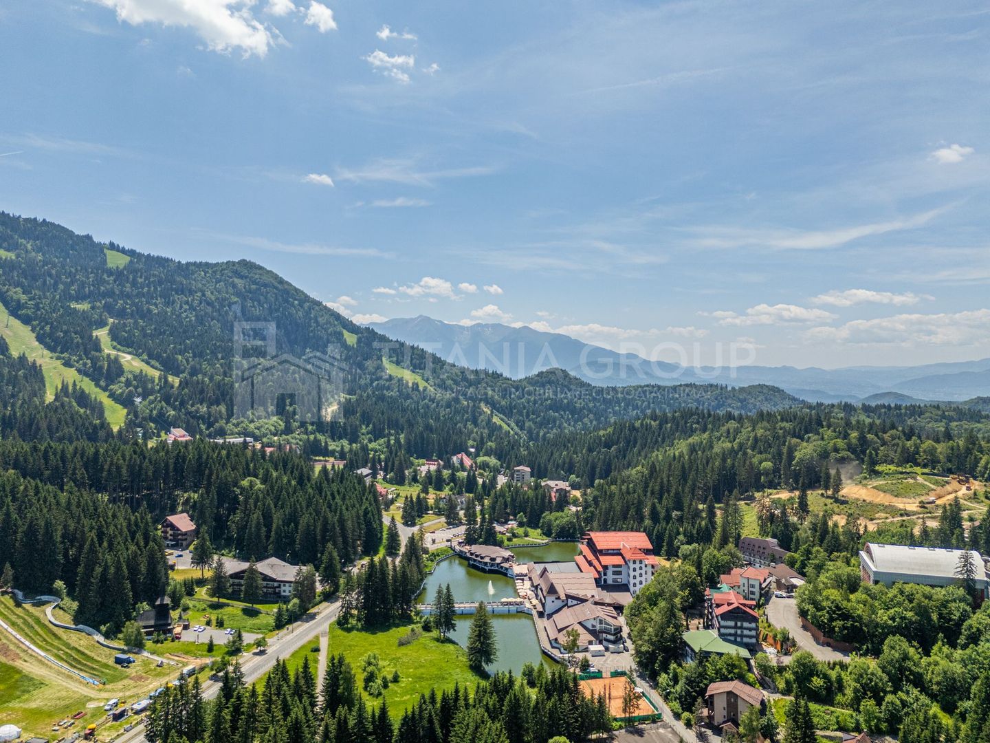 Teren intravilan Poiana Brasov,  cu proiect casa de vacanta tip Chalet - Poză 9